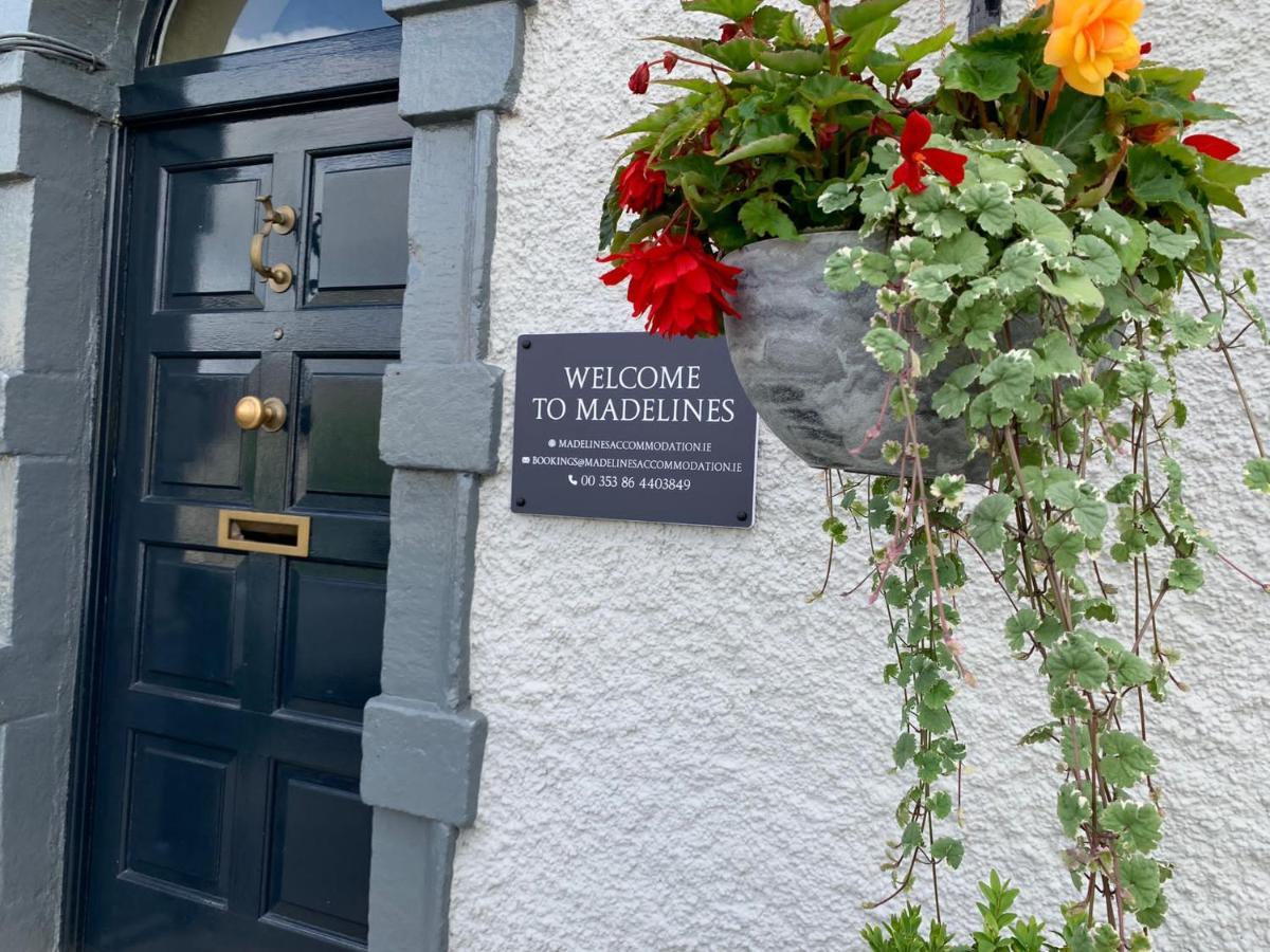 Madelines Accommodation Tinahely Exterior foto